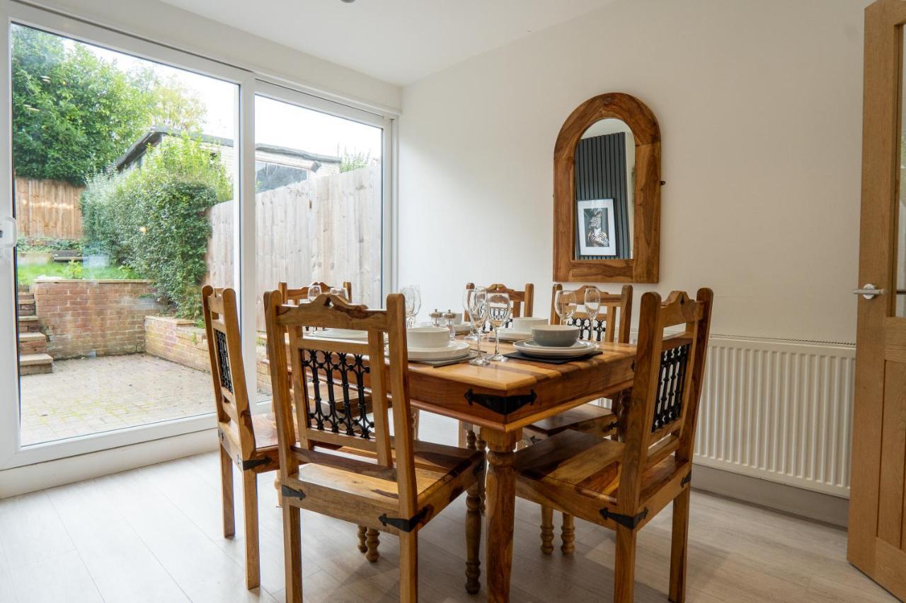 Sheldon House 3 Bed Cosy Home Nr Jlr & Nec Buitenkant foto
